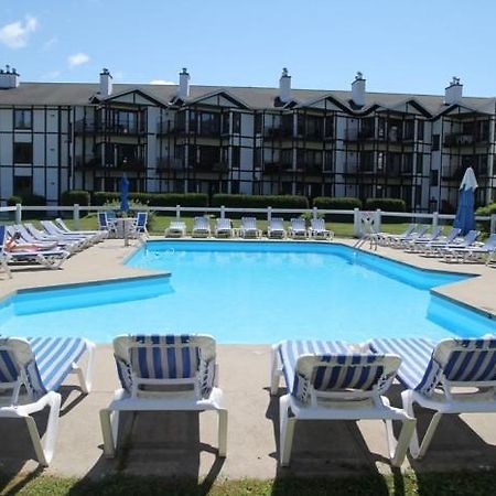 Village Pinoteau By Tremblant Sunstar Mont-Tremblant Eksteriør bilde